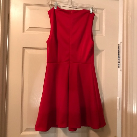 Red sequence dress - Picture 5 of 6